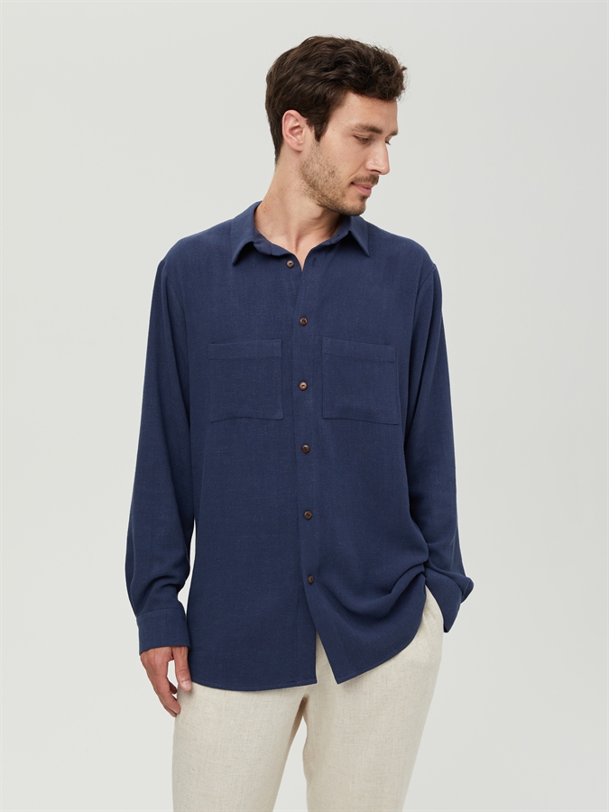 Льняная мужская рубашка синяя COSHENE - вид спереди