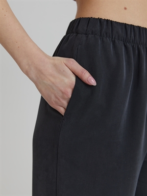 Женские брюки палаццо COSHENE, черный цвет, вид сбоку